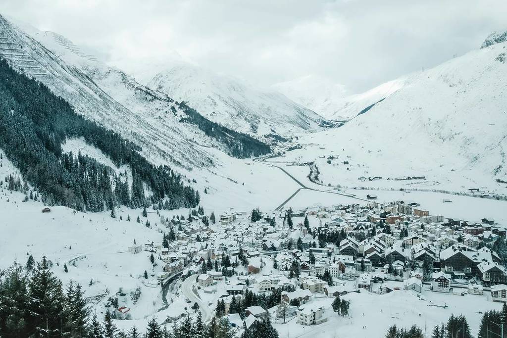 Il paese a due ore da Milano inserito tra i migliori 50 luoghi da vedere nel 2026