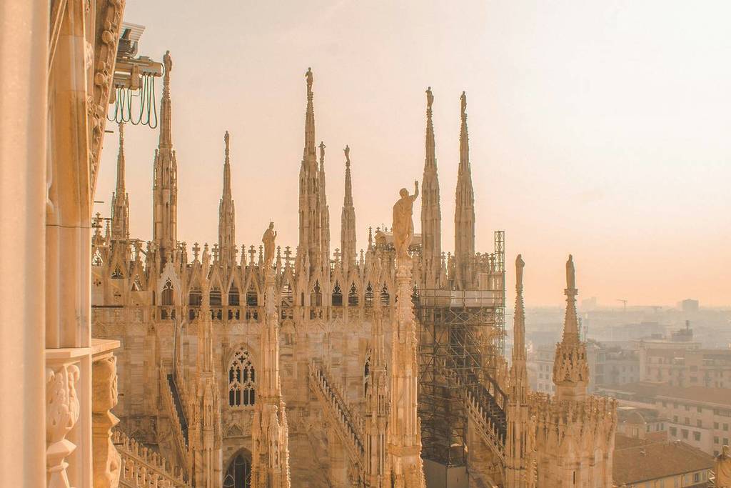 Sonnenuntergang über dem Mailänder Dom