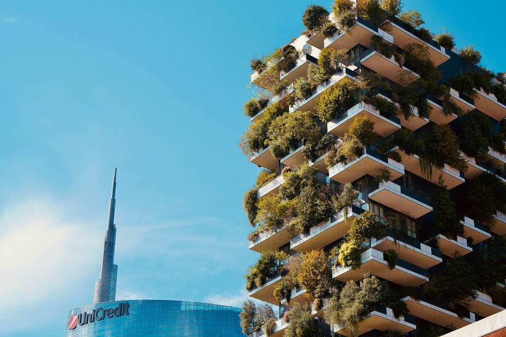 On the right, you can see one of the towers of Milan’s vertical forest, and next to it, the Unicredit Tower