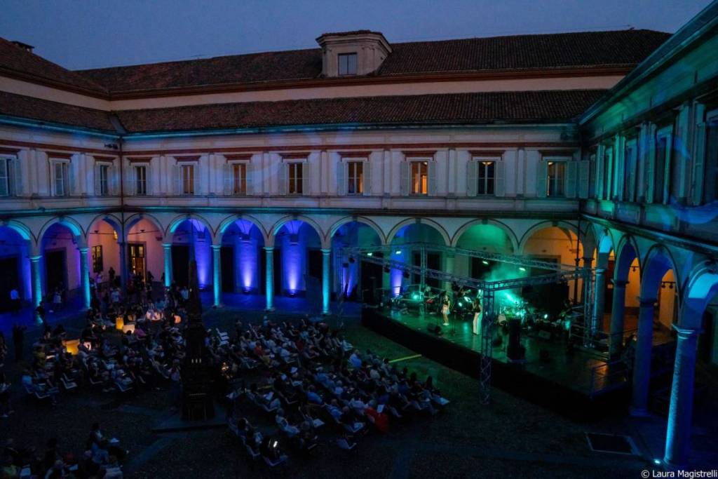 Foto del Concerto serale nel Chiostro del Conservatorio di Milano