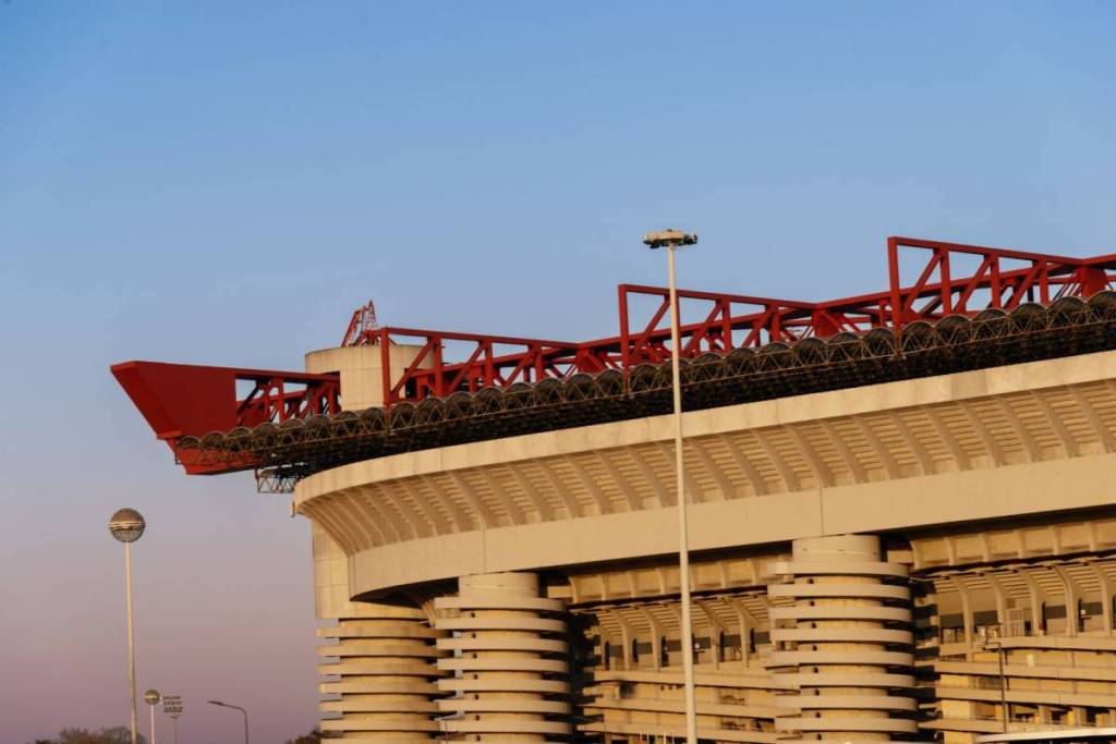 Stadio san siro al crepuscolo
