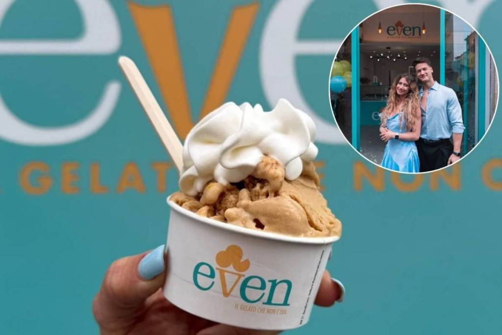 A cup of Even protein ice cream with whipped cream in the foreground, alongside a circular inset showing the creators, Cate and Raf of 2foodfitlovers, in front of the ice cream shop’s entrance in Milan.