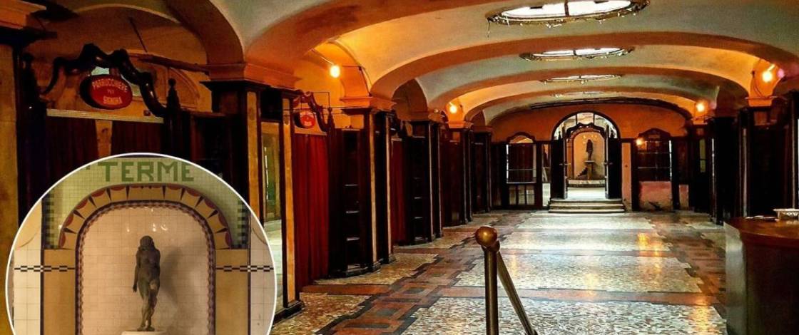 Nel 1926, Milano inaugurò un elegante rifugio sotterraneo di 1.200 metri quadrati sotto Piazza Oberdan; oggi l’Albergo Diurno Venezia compie 100 anni e custodisce ancora bagni e saloni in stile Art Déco