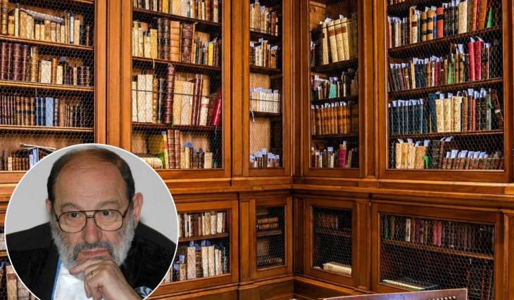La monumentale biblioteca di Umberto Eco in Piazza Castello è stata svuotata e divisa: oggi nello «Studiolo» ricostruito alla Biblioteca Braidense, tra gli iconici bastoni da passeggio e altri oggetti personali, i bibliotecari custodiscono la preziosa collezione di volumi antichi e rari, preservando l’anima più esoterica del grande semiologo.