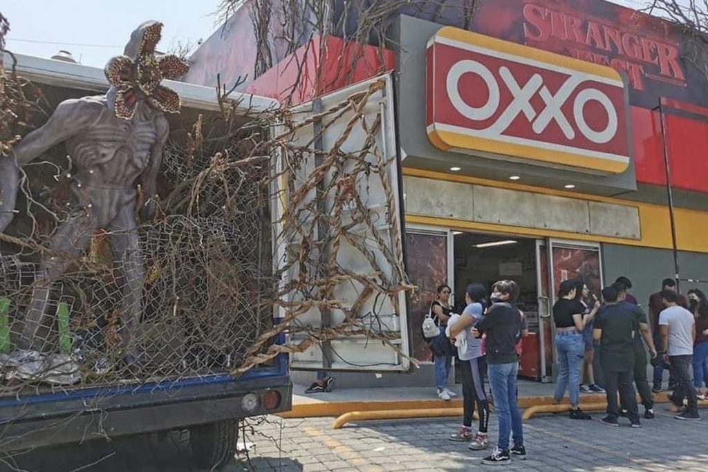 ¿Un Oxxo del Upside Down? ¡Corre, Eleven! Está en Vista Hermosa