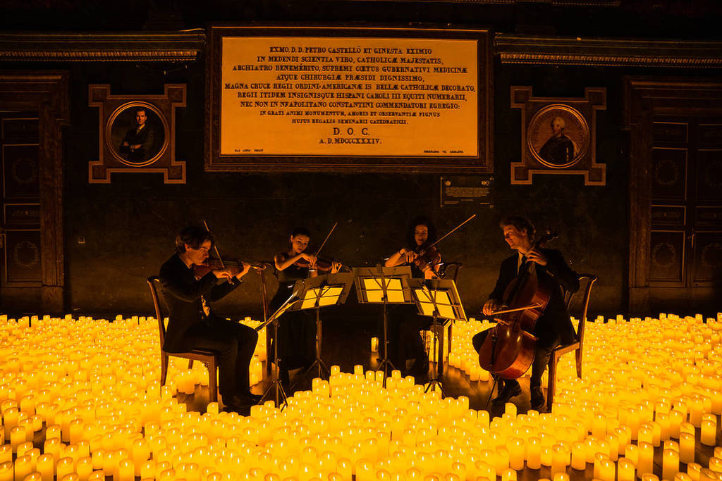 String quartet amidst thousands of candles in a Candlelight concert