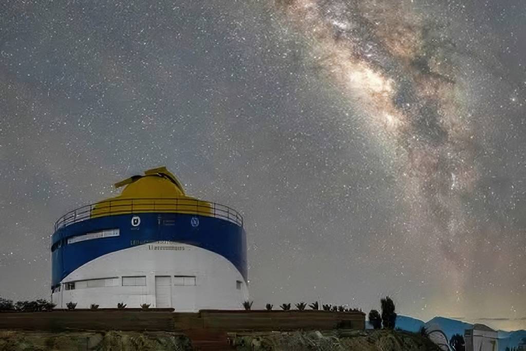 Tour Astronómico en el Observatorio UANL
