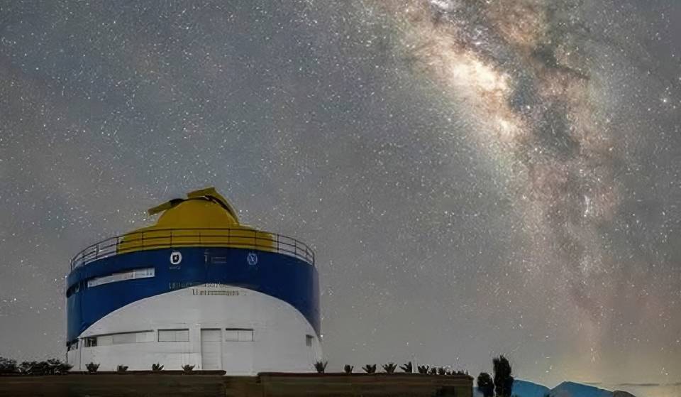 El Tour Astronómico del Observatorio UANL donde verás la luna llena al 100% desde la cima del Cerro del Picacho