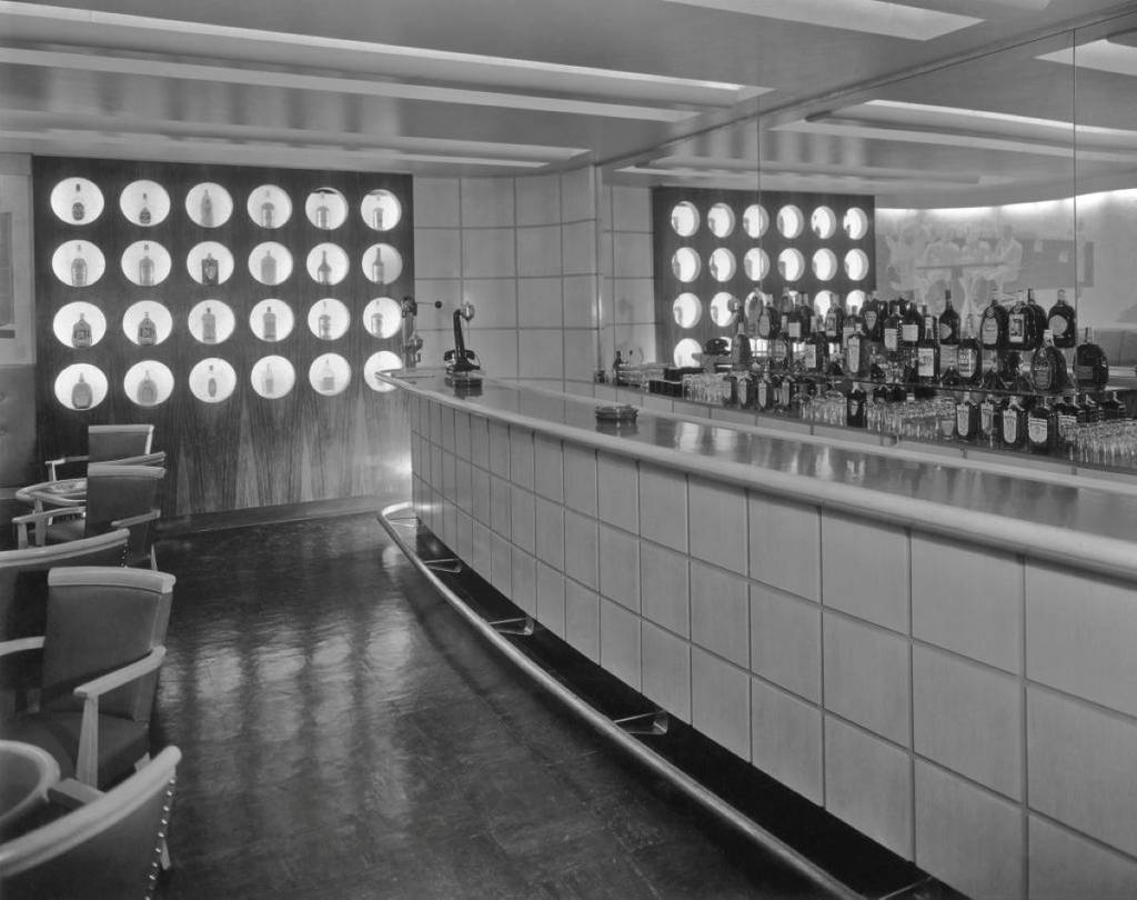 Cosy ambience and signature cocktails &#8211; 10 (almost) secret bars in Montreal