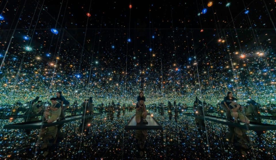C&rsquo;est votre dernière chance de voir l&rsquo;expo époustouflante GRATUITE de Yayoi Kusama