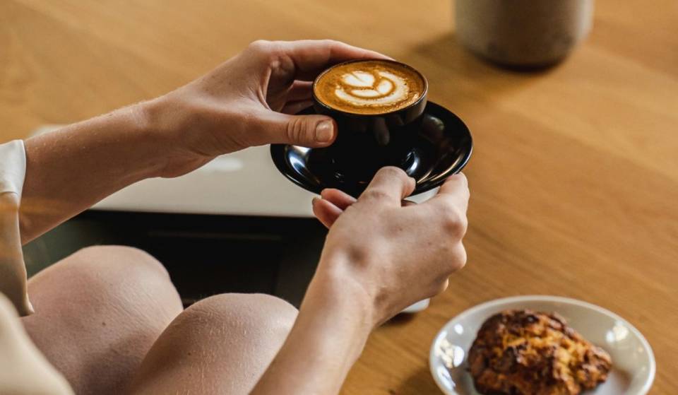 Ce café est vraiment le plus beau de Montréal et on aime y télétravailler ou se réchauffer en hiver