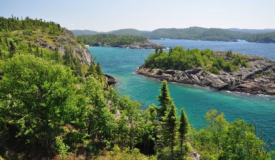 Cette plage est une vraie baignoire naturelle en Ontario et vaut la route cet été