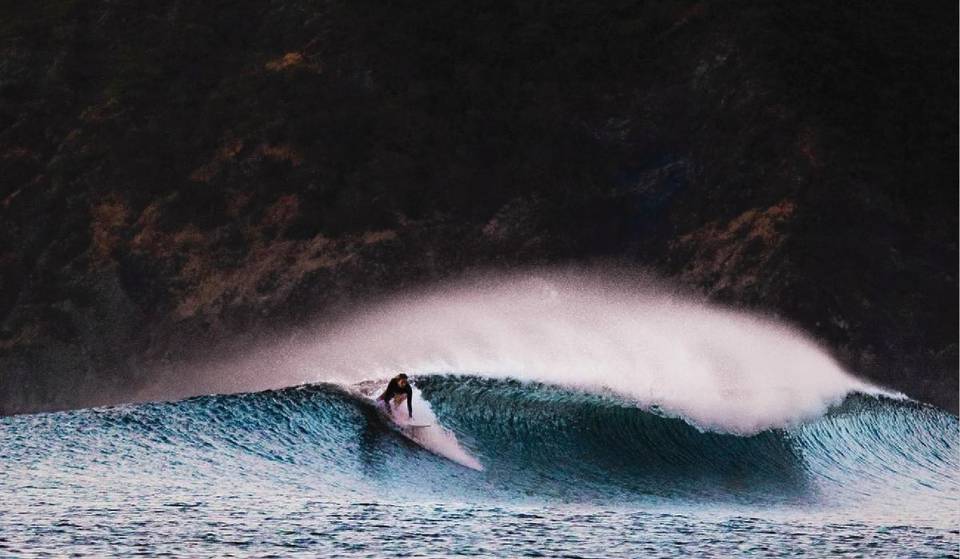Erika Drolet and the girls who go surfing