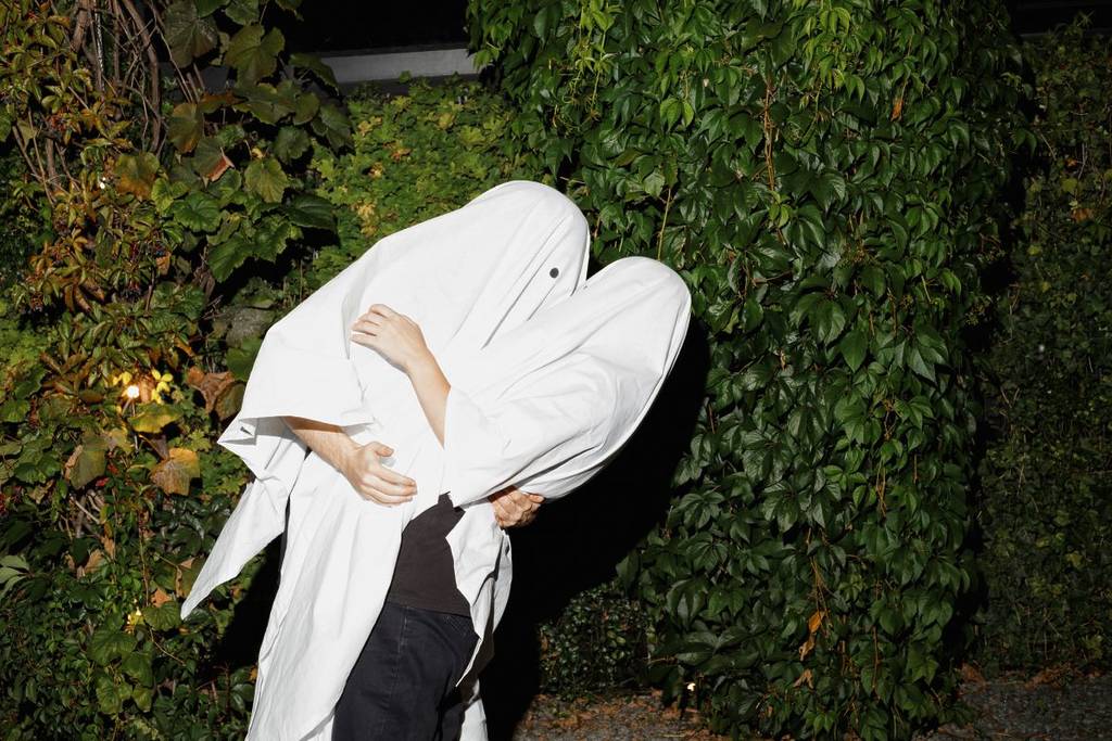 Cinéma d&rsquo;épouvante, pumpkin spice lattes et beaucoup de romantisme &#8211; nos idées de dates pour l&rsquo;Halloween