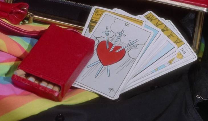Renouveau mystique – les montréalais se font tirer le Tarot dans les lieux les plus cool de la ville