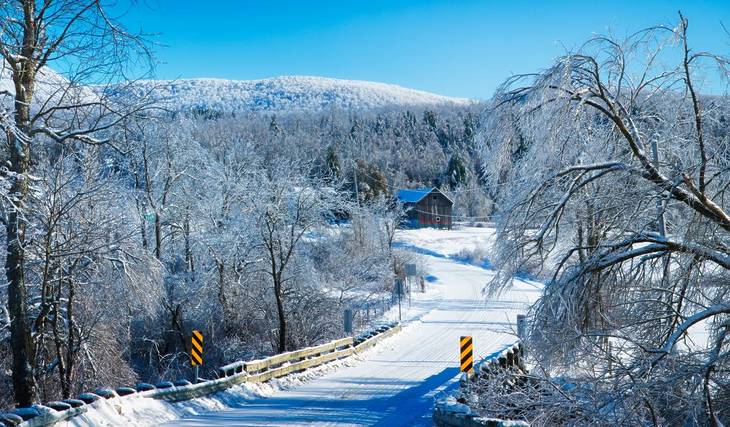 À 1h40 de Montréal &#8211; ce village de montagne a un des marchés de noël les plus charmants du Québec