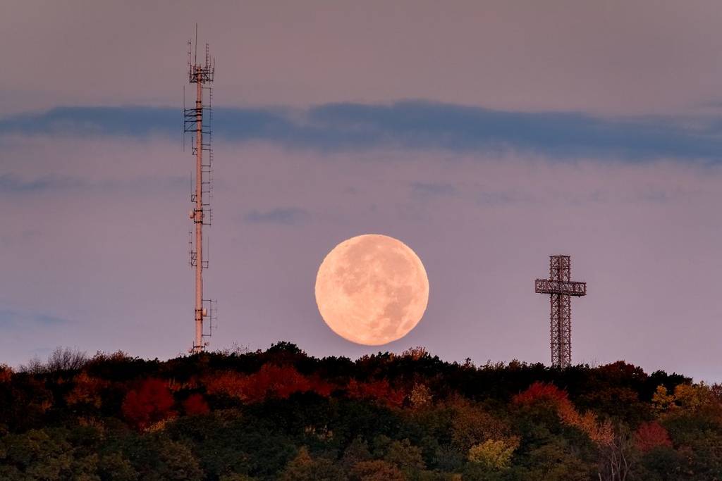La dernière pleine lune de 2025 est cette semaine – et elle va être gigantesque