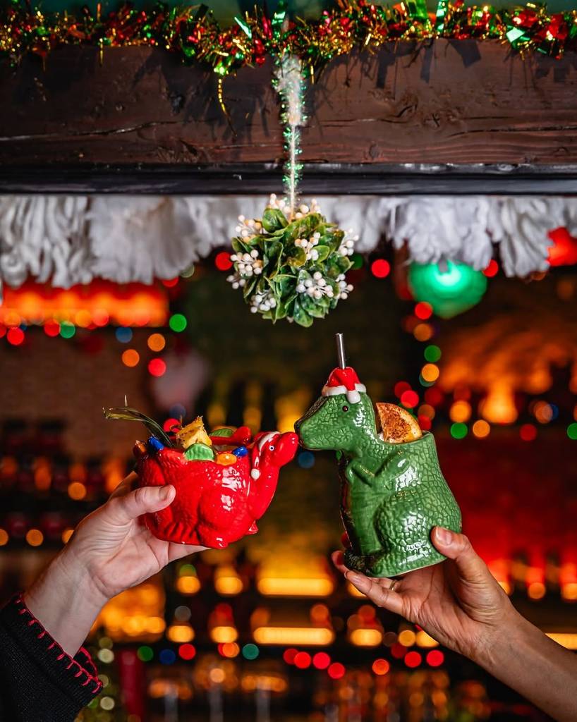 Des cocktails comme chez le Père Noël – un bar festif éphémère à Montréal pour la saison