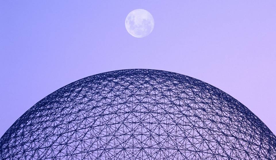 The first full moon of 2026 is on January 3 – and it’s a supermoon!