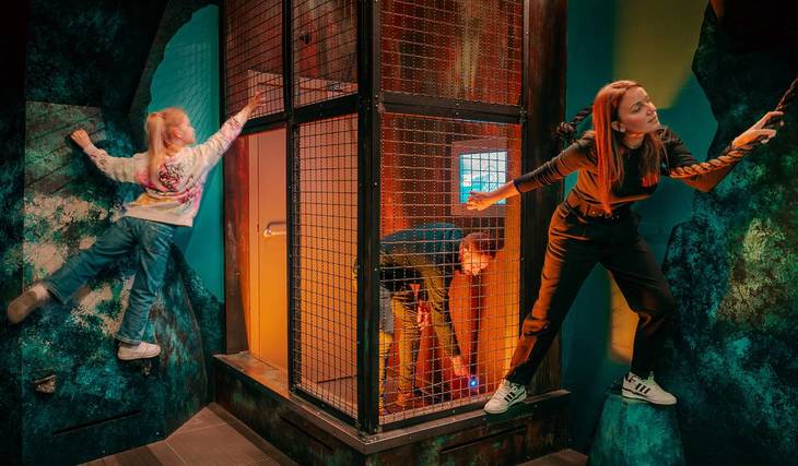 Prison Island: over 30 puzzles, agility challenges, and special Halloween activities in Montreal