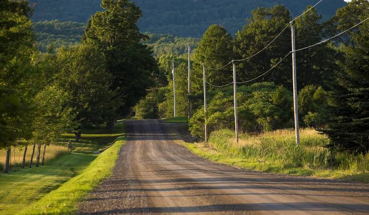 À 2h de bus de Montréal – un village en pleine nature à visiter au printemps