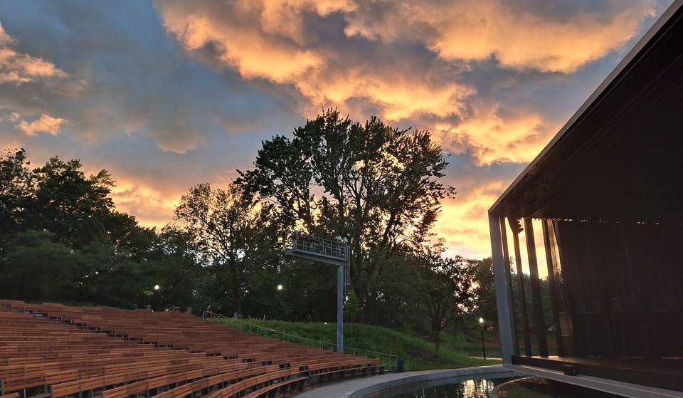 Théâtre de Verdure—we’re going to see free shows under the stars this summer