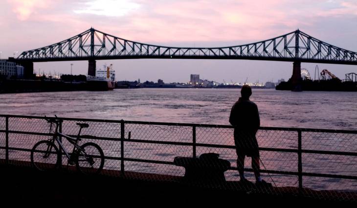 The days are getting shorter in Montreal—the sun will set before 7:30 p.m. for the first time this year on Friday, September 4.