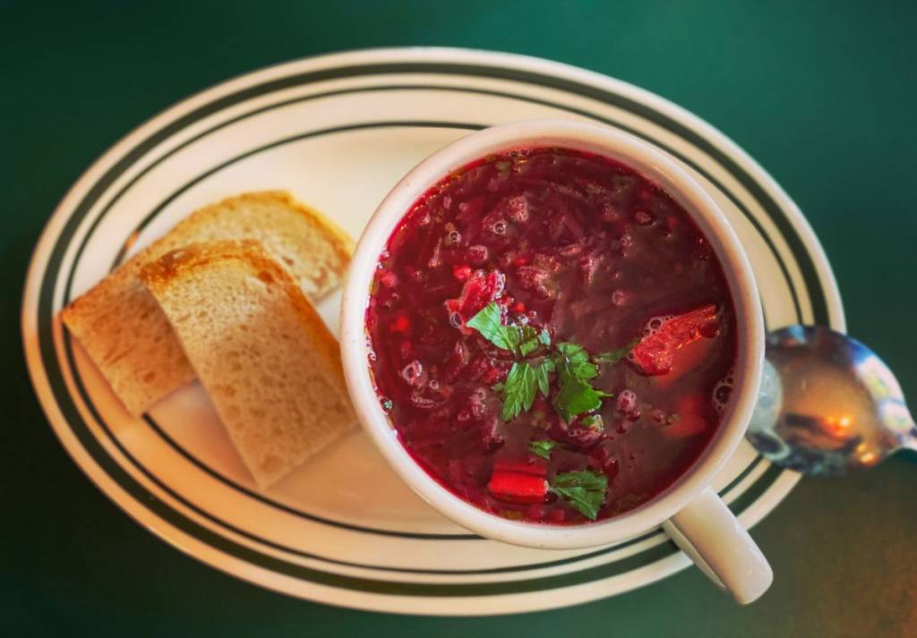 Ce weekend – un bol de borsch au mini-festival communautaire ukrainien Merci Borsch! à Montréal