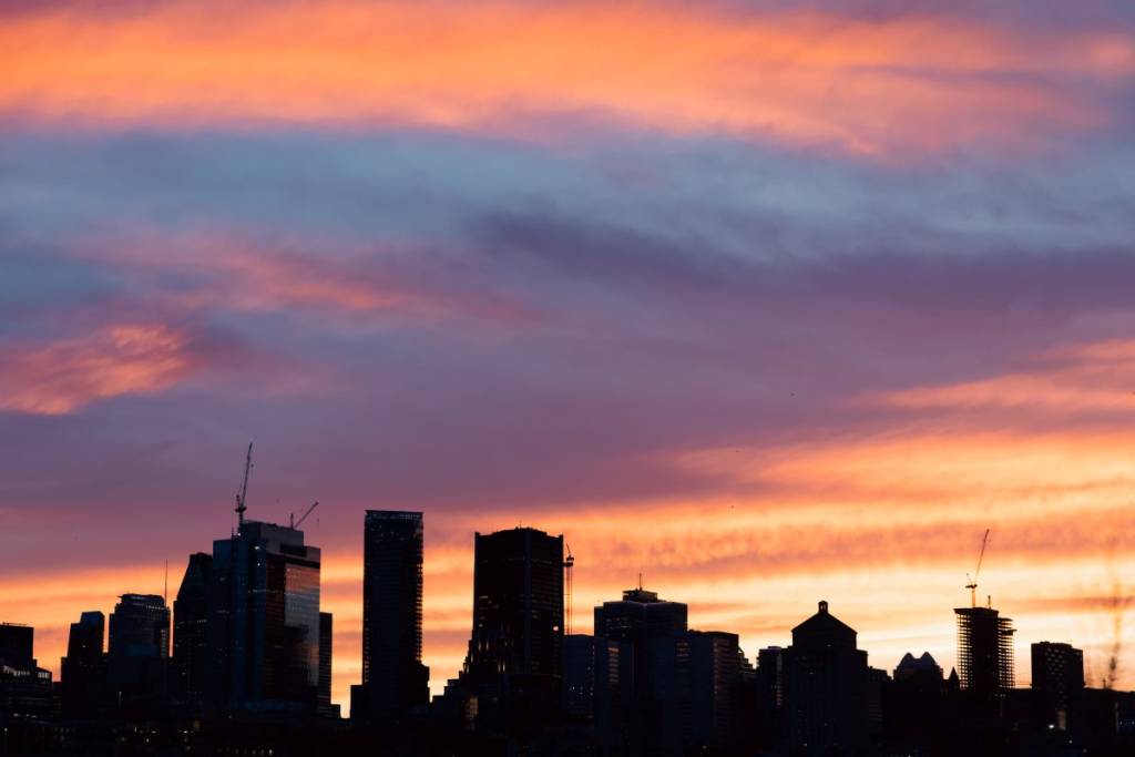 The first sunset of the year at 6:30 p.m. will be this Sunday, October 4, in Montreal