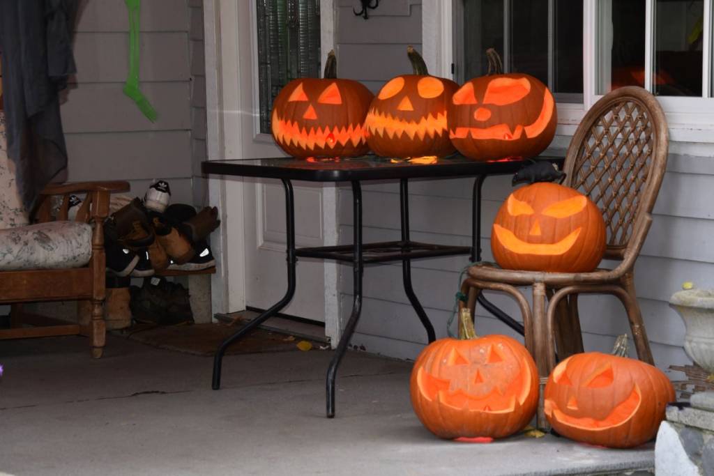 The Best Neighborhoods in Montreal to Check Out Halloween Decorations and Go Trick-or-Treating