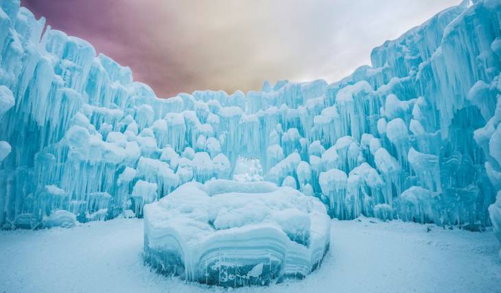Un château de glace à Montréal: ICE CASTLES s’installe au Parc Jean-Drapeau cet hiver