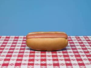 Montreal Pool Room: un « greasy spoon » iconique de Montréal qui a vu passer Al Capone et Leonard Cohen, et qui sert les meilleurs hot-dogs de la ville