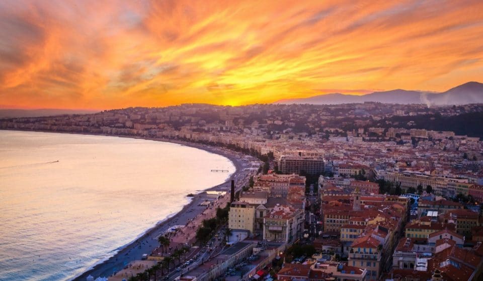 Un nuage de poussières du Sahara pourrait teinter d’orange le ciel niçois !
