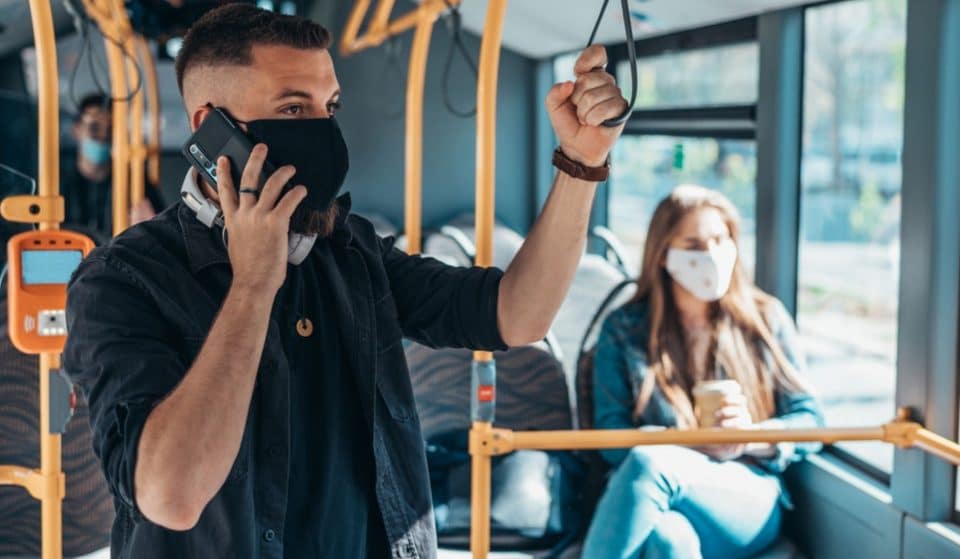Covid-19 : le port du masque officiellement rétabli dans les transports en commun à Nice