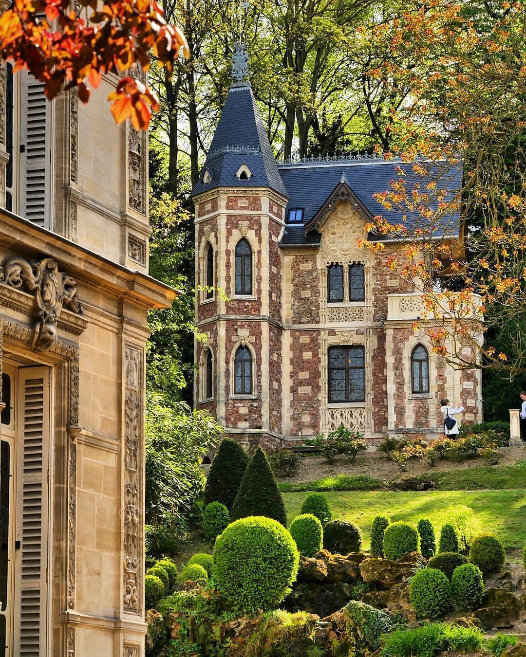Découvrez le fabuleux château de Monte Cristo, à deux pas de Paris