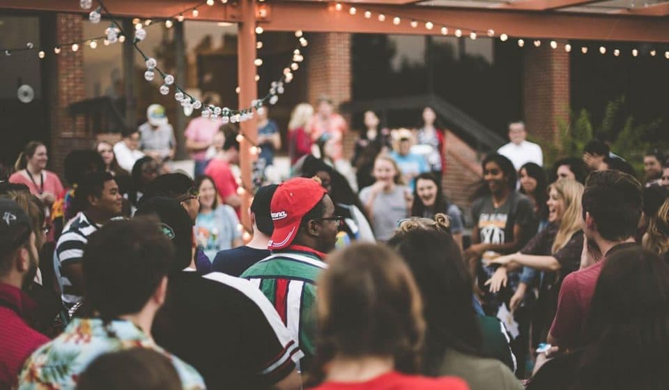 Airbnb : Les fêtes interdites dans les logements, la locations interdite au moins de 25 ans !