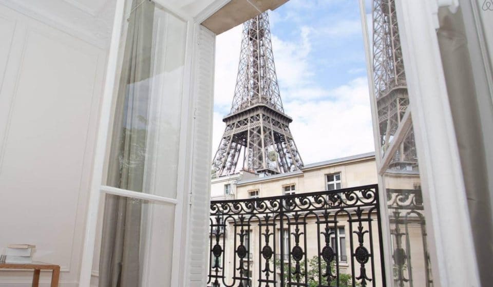 La Mairie de Paris propose un accord aux loueurs Airbnb illégaux à Paris