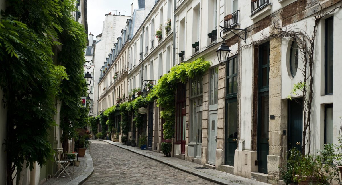 Une promenade dans les derniers villages de Paris