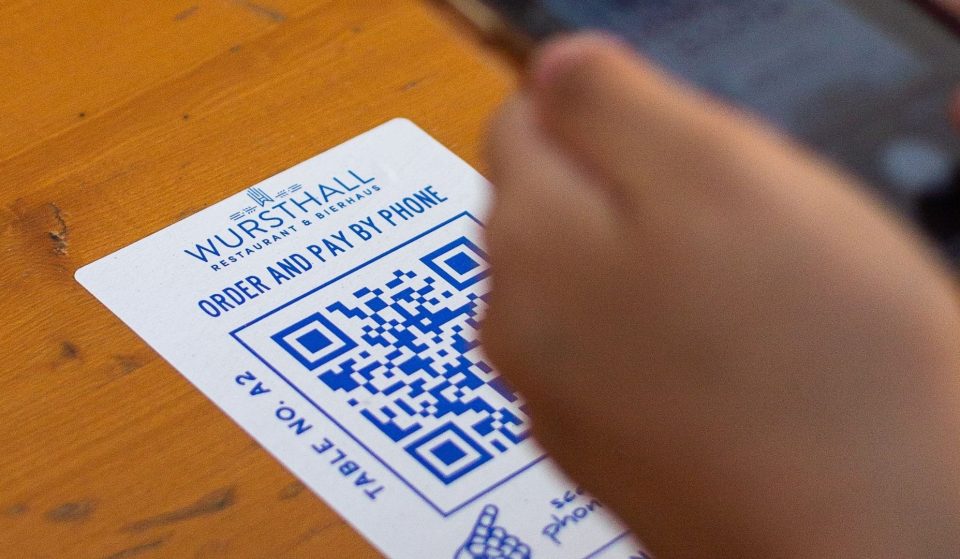 Une réouverture prochaine des restaurants prévue ? Le gouvernement lance un test avec des QR codes !