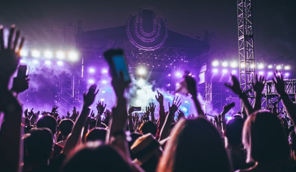 Un festival-test a réuni 1500 personnes sans distanciation sociale aux Pays-Bas !