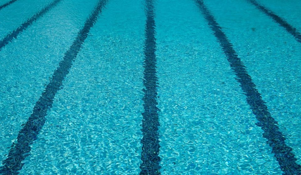 Certaines piscines parisiennes rouvrent ce lundi ! (Mais avec des conditions strictes)