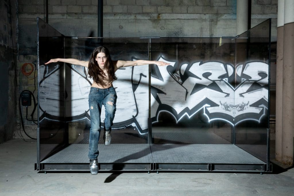 "Natures Mortes" : Une performance unique de l'artiste Anne Imhof à