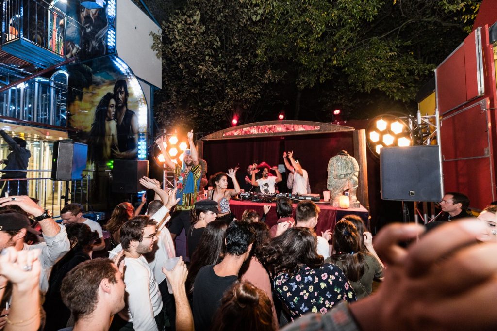 "Madame Loyal" : un méga Festival électro en open air ambiance Fête