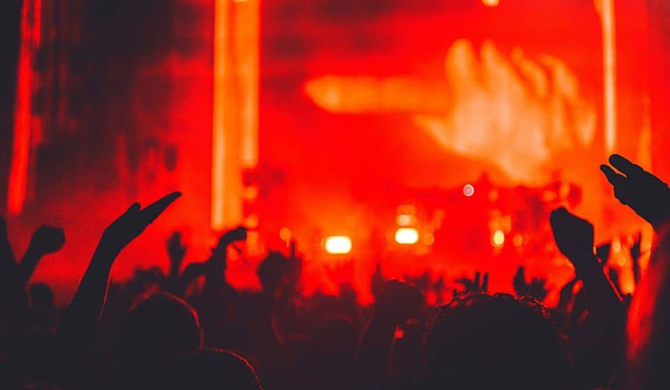 Ce week-end, le Dome de Paris se mue en club pour accueillir une immense soirée techno-house