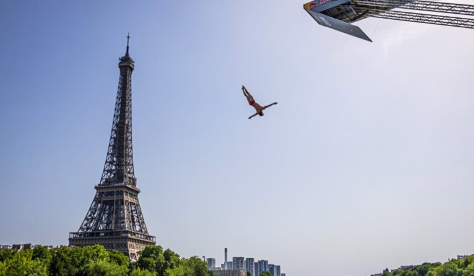 Le championnat du monde de plongeon extrême est de retour sur la Seine !