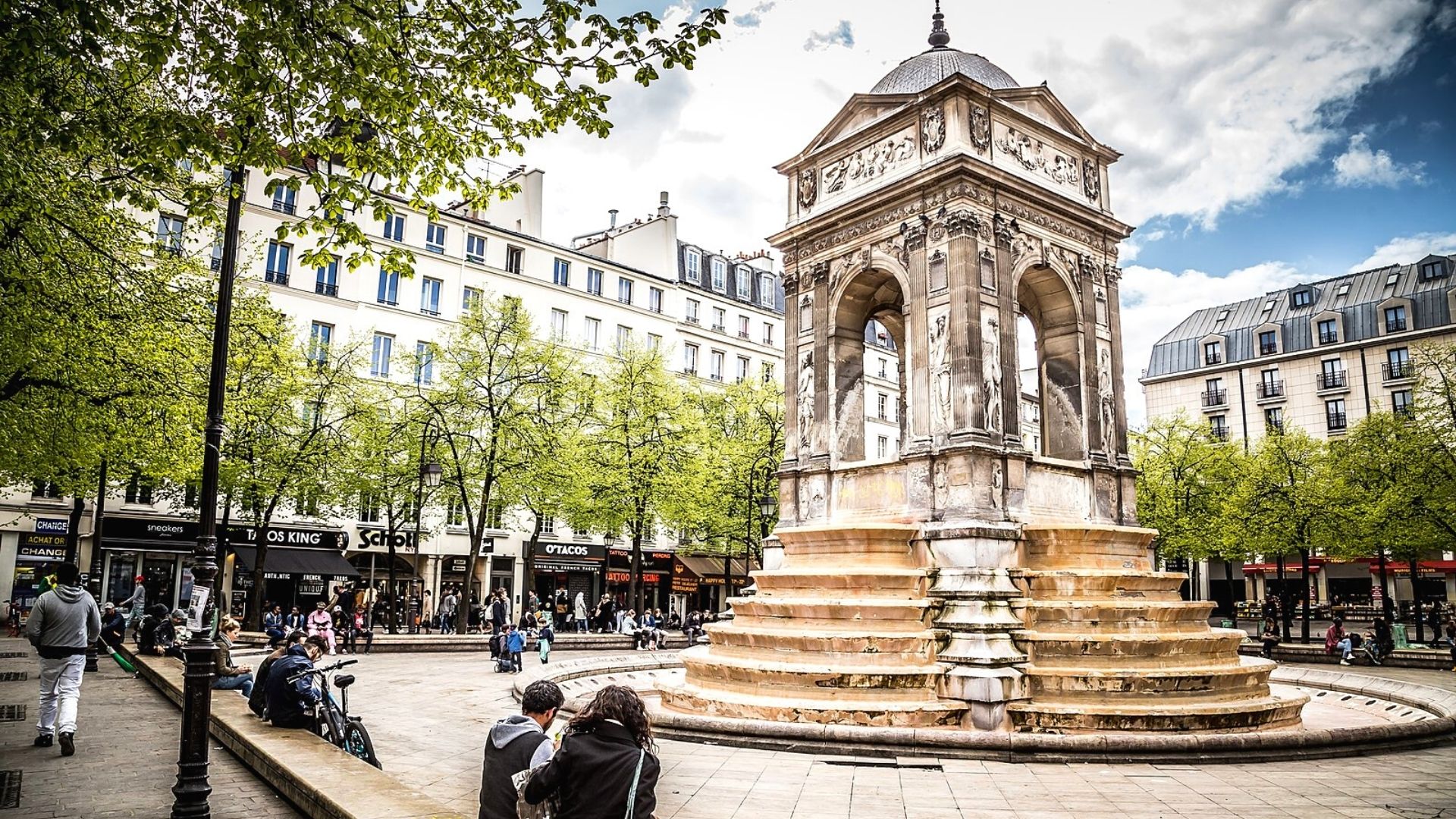 Au Châtelet, la fontaine des Innocents s'offre une restauration d'envergure