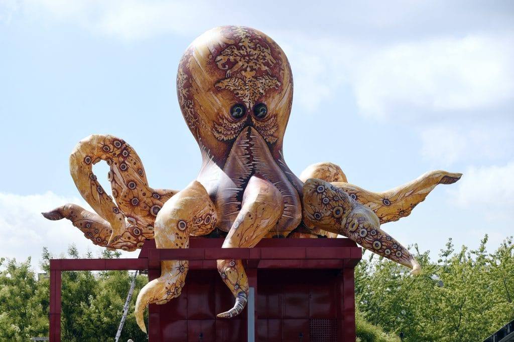 Expo en plein air gratuite : des oeuvres gonflables XXL vont envahir le parc de La Villette ! - Paris Secret