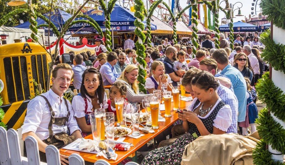« Oktoberfest » : une Fête de la bière XXL s&rsquo;invite sur la Petite Ceinture à Paris !