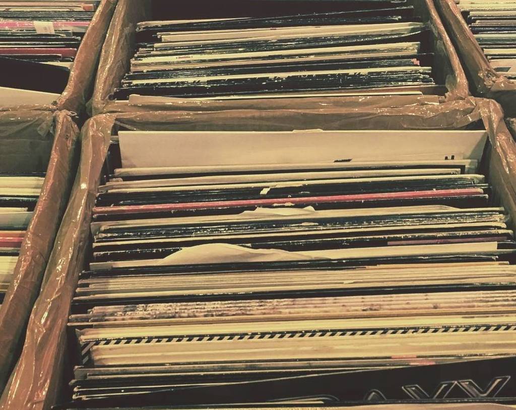 music-lovers-here-are-the-best-record-shops-in-paris