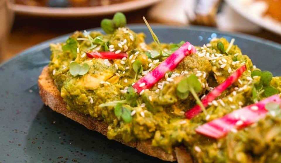 Alerte verte : une grande distribution gratuite d&rsquo;avocado toasts ce samedi dans le Sentier !